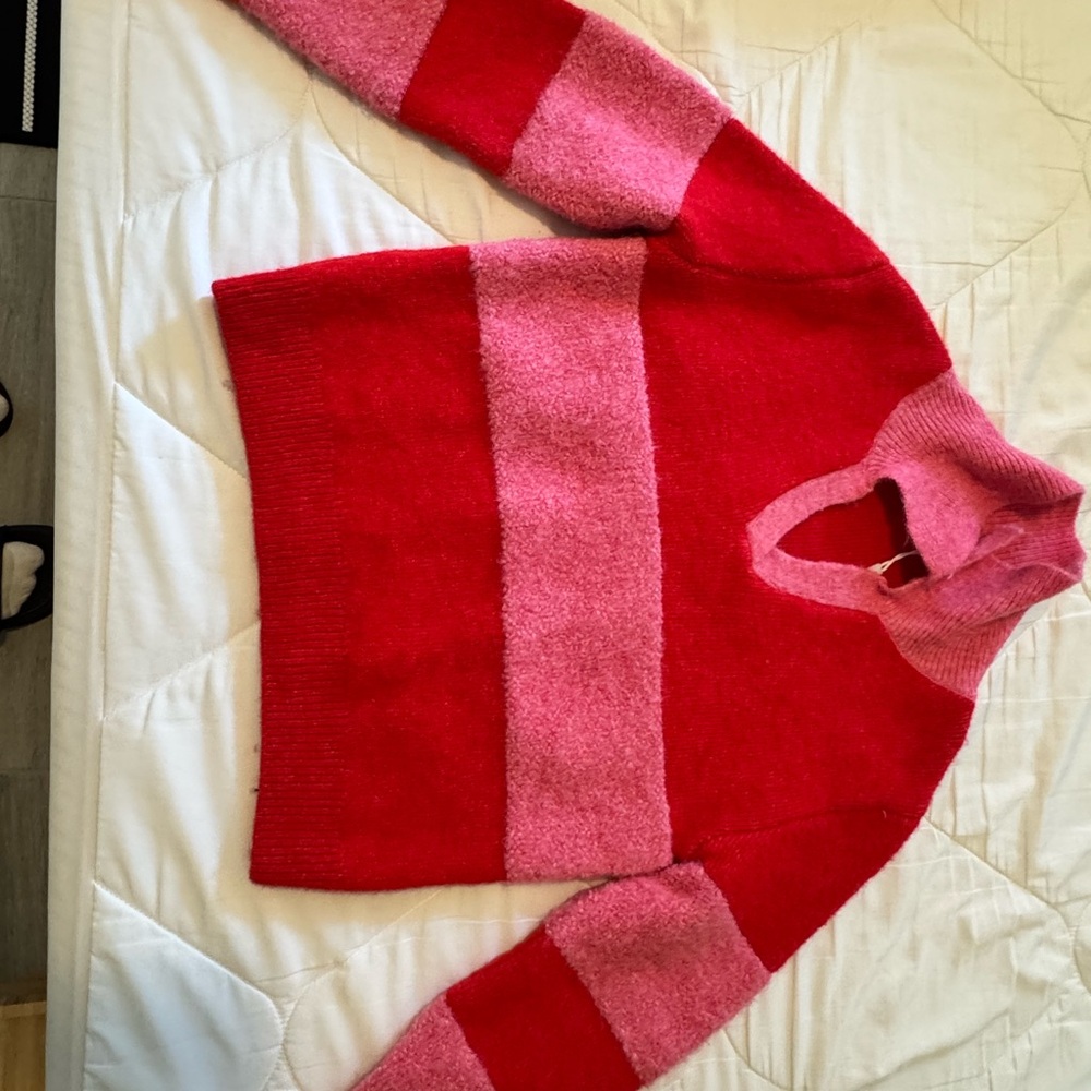 Mango Red and Pink Striped V‑Neck Sweater